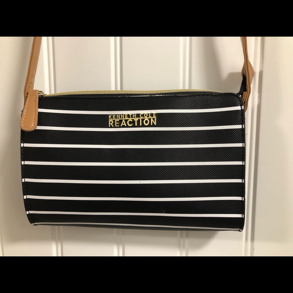 Reaction Kenneth Cole crossbody 2 tone Stripe